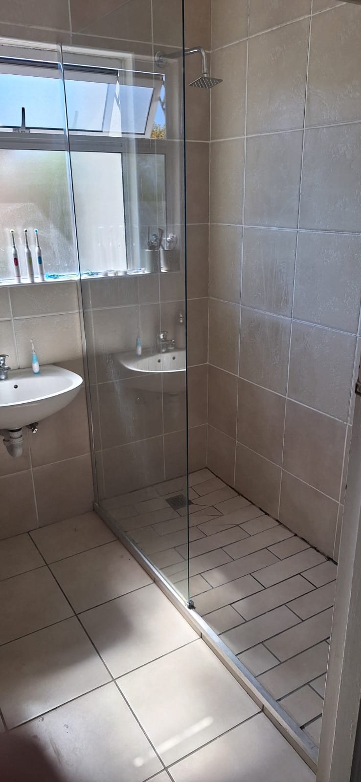 To Let 2 Bedroom Property for Rent in Claremont Western Cape